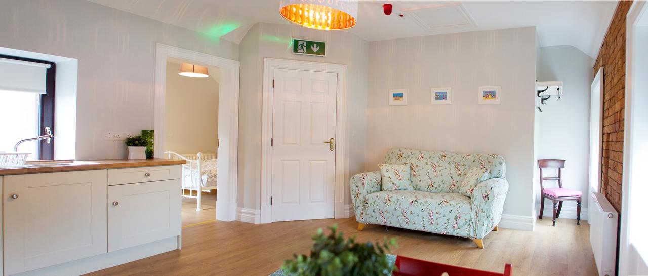 The Village Rooms دوندالك المظهر الخارجي الصورة