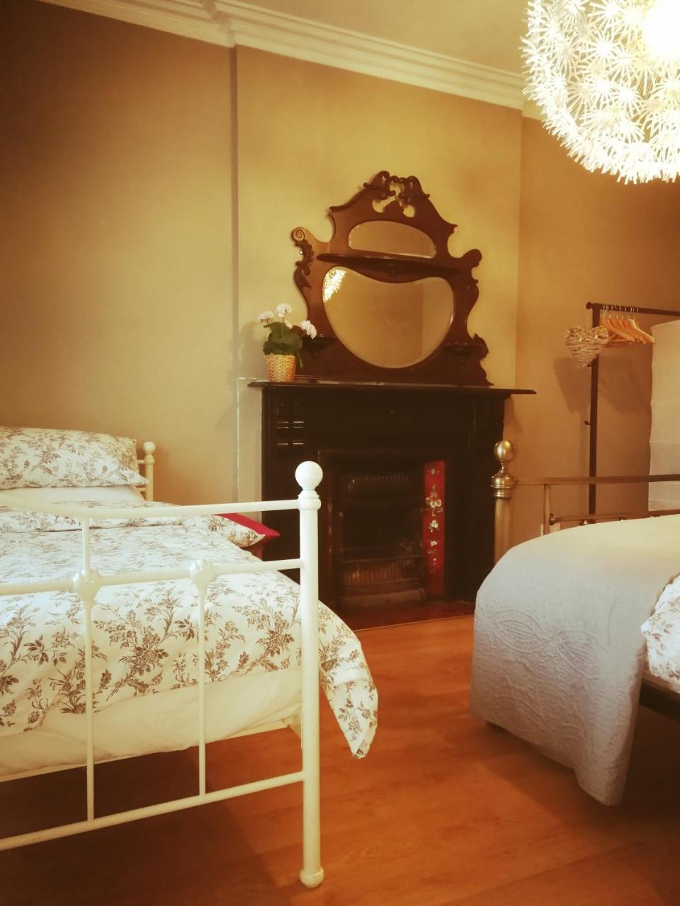 The Village Rooms دوندالك المظهر الخارجي الصورة